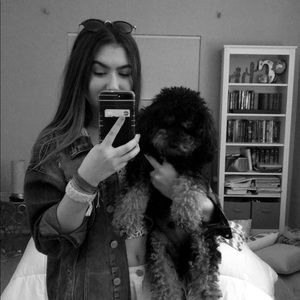 Meet your Posher, Carley